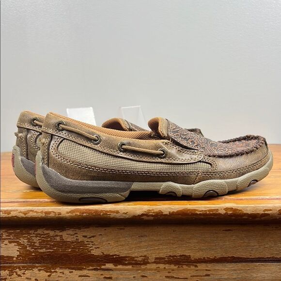 Twisted X Brown Loafers with Woven Leather Design - Picture 4 of 7